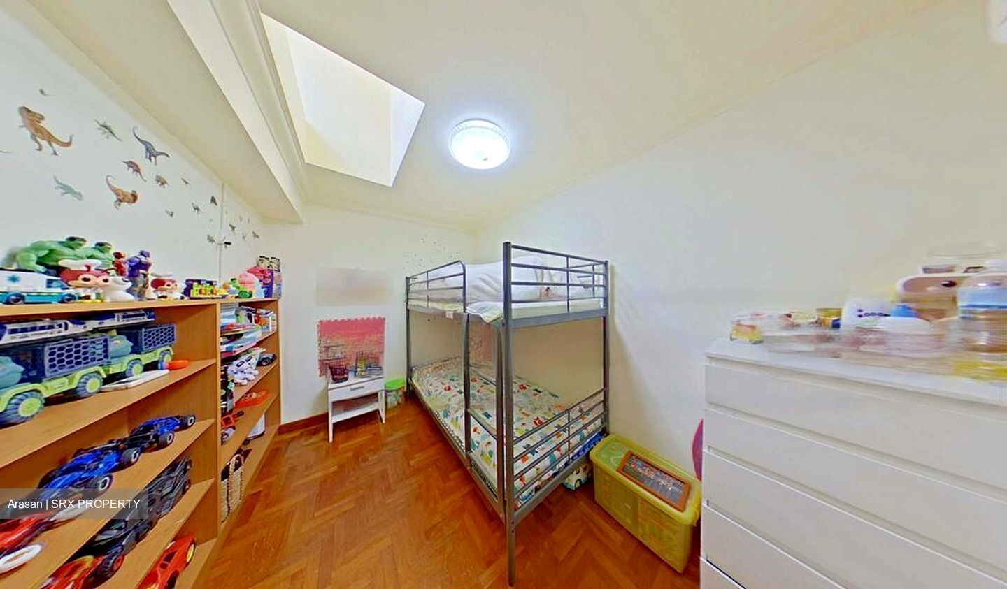 Hougang Street 13 (D19), Terrace #454433291